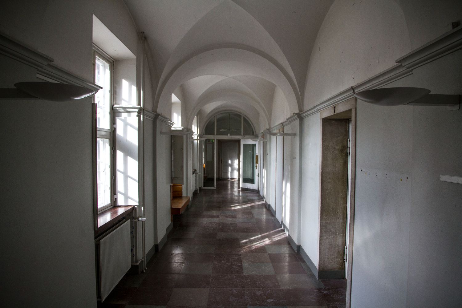 Walkthrough 19 April 2013, photograph 5
